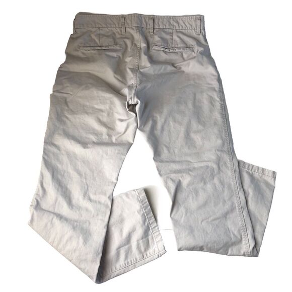 GapKhakis Mens Chino Beige Pants Size 36 With Colorful Buttons - Picture 2 of 16
